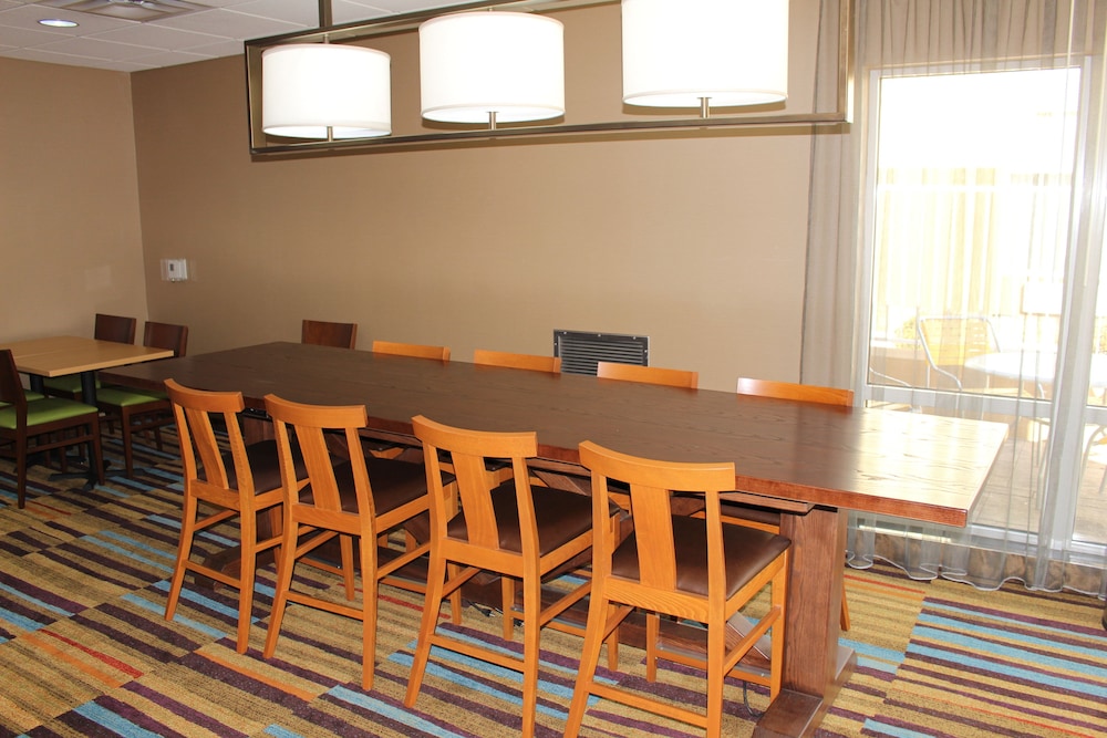 Fairfield Inn & Suites by Marriott Kansas City Liberty - photo 77