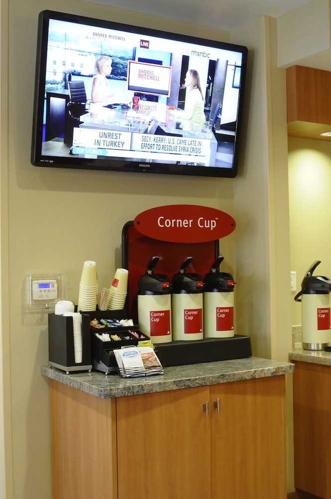 TownePlace Suites Redding - photo 29