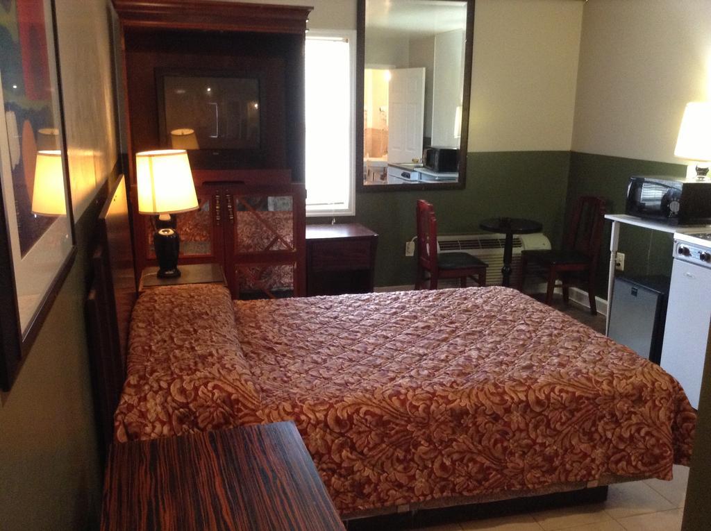 New Sea Breeze Motel - photo 13