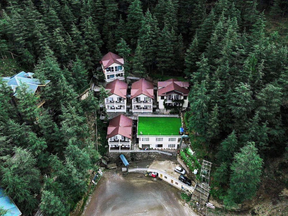 Nature Villa Resort in Chail, India