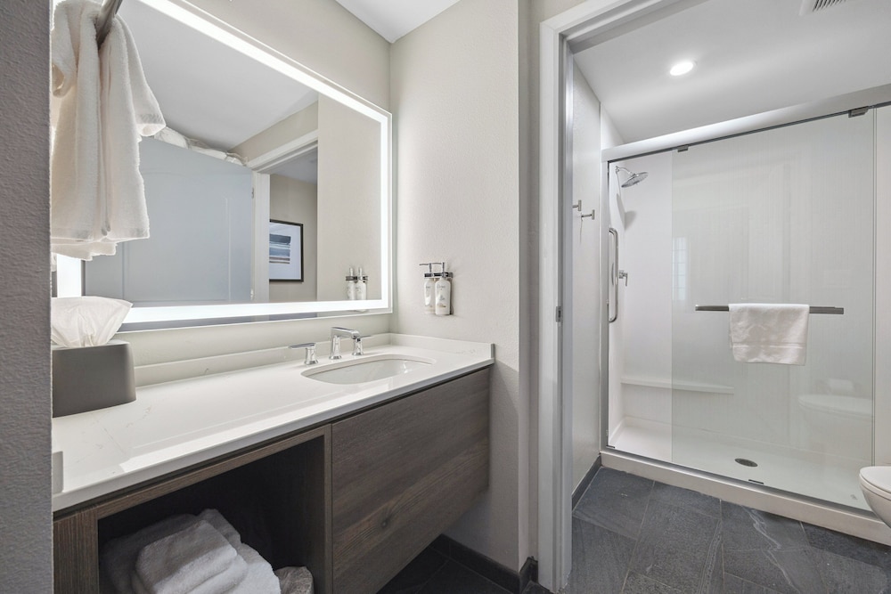 Staybridge Suites Sacramento Woodland - photo 65