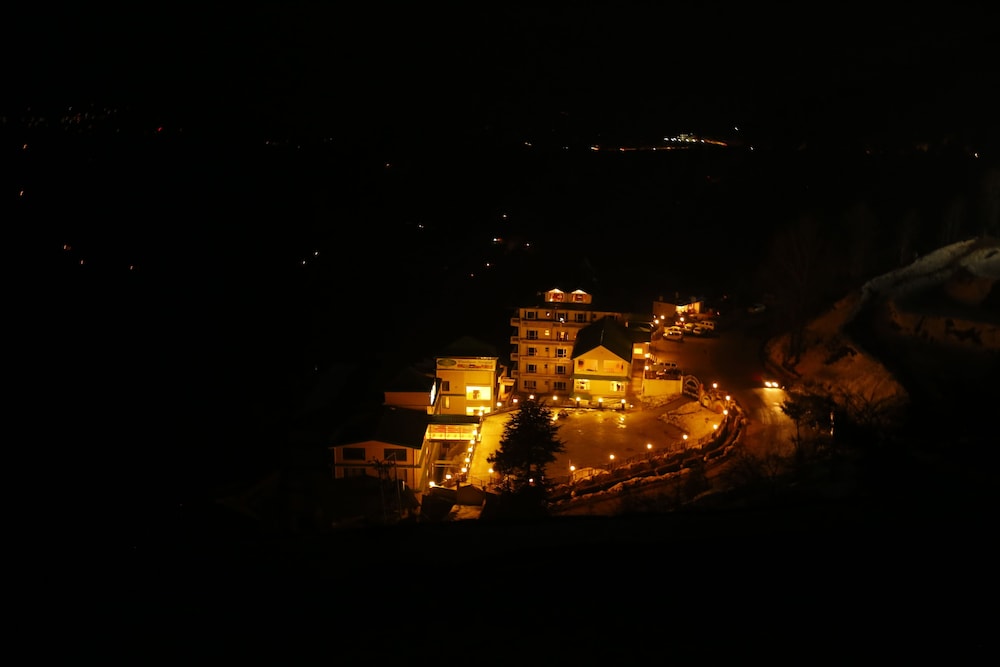 Sterling Kufri — 4-Star Luxury Hotel in Theog, India