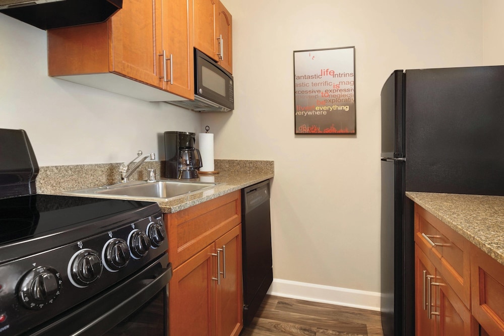 TownePlace Suites by Marriott Boulder Broomfield Interlocken - photo 10