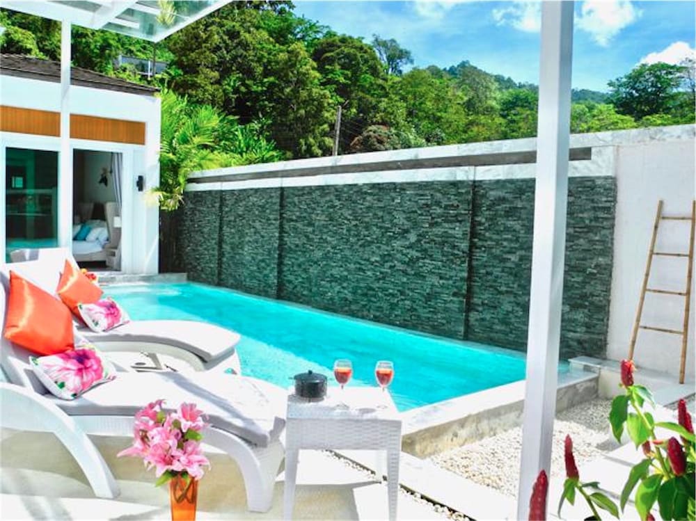 Skylight New 2 bedrooms Villa — 4-Star Luxury Hotel in Phuket, Thailand