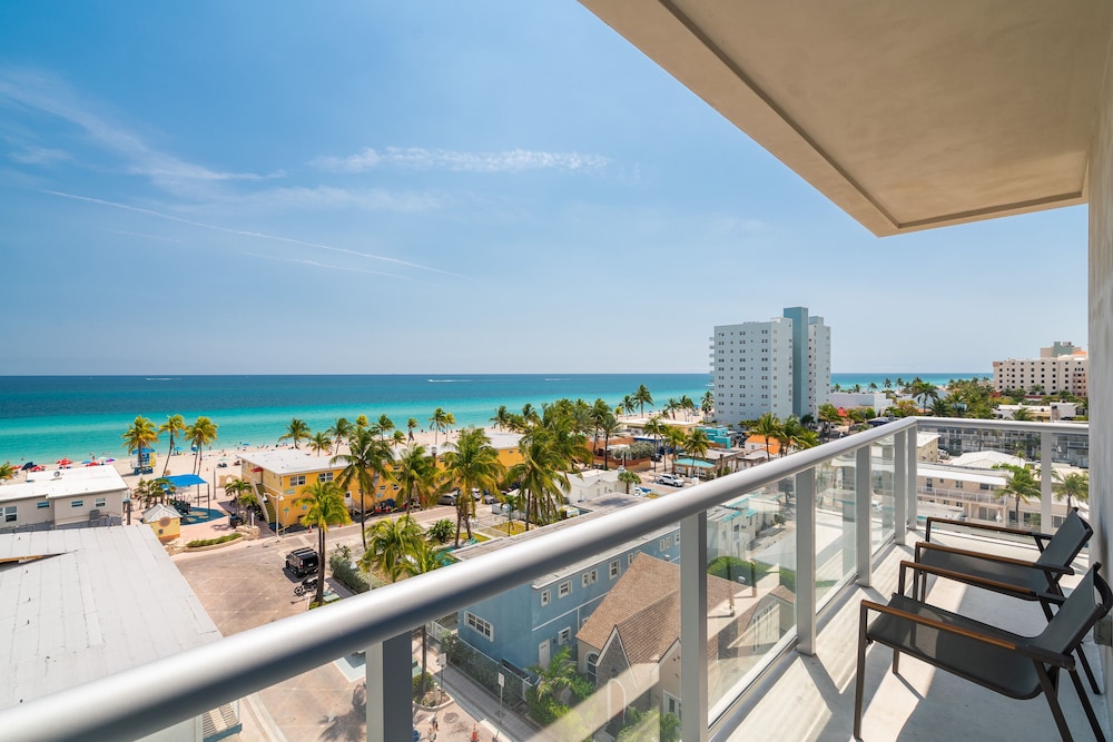 Costa Hollywood Beach Resort - photo 111