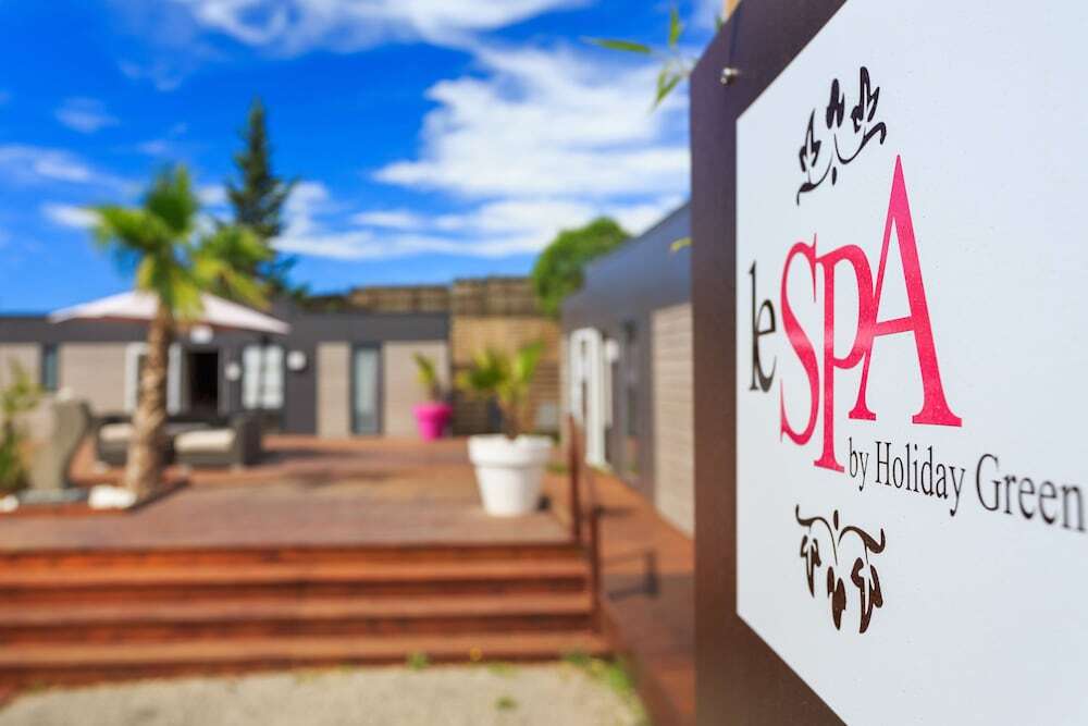 Holidiay Green Resort & SPA in Frejus, France