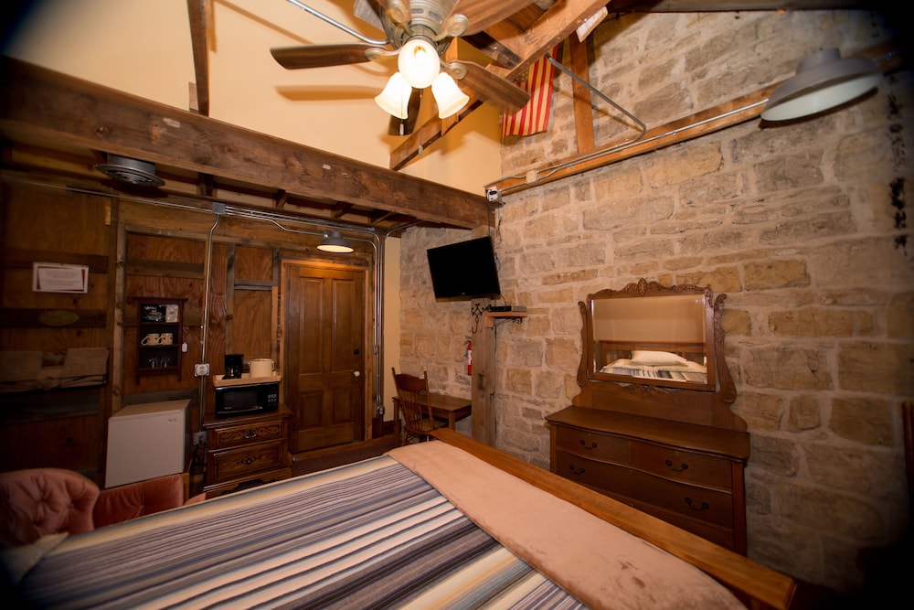 Stone Mill Hotel & Suites - photo 68