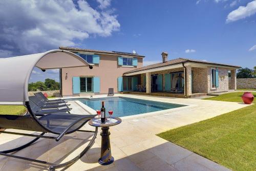 Villa Desire — 4-Star Luxury Hotel in Svetvincenat, Croatia
