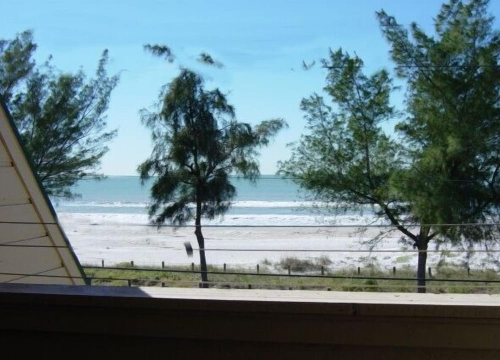 Bird's Nest Beach Townhomes - photo 26