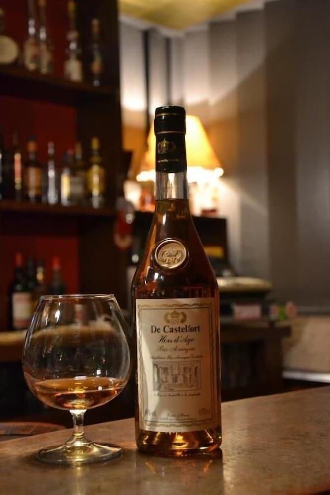 Chez L'ahumat — hotel in Lourdes