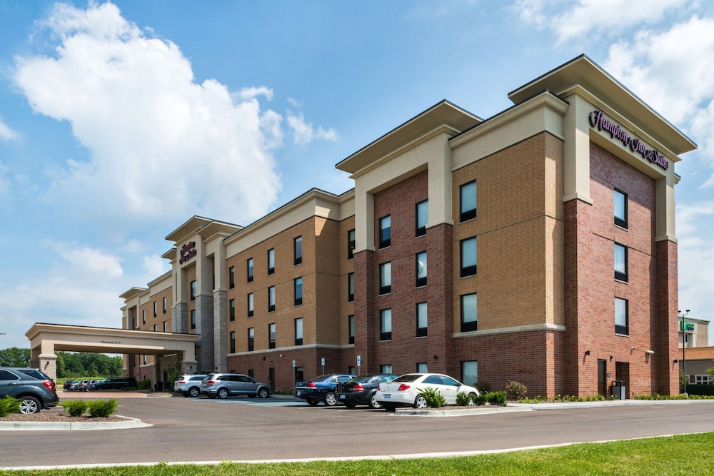 Hampton Inn & Suites Wixom - photo 58
