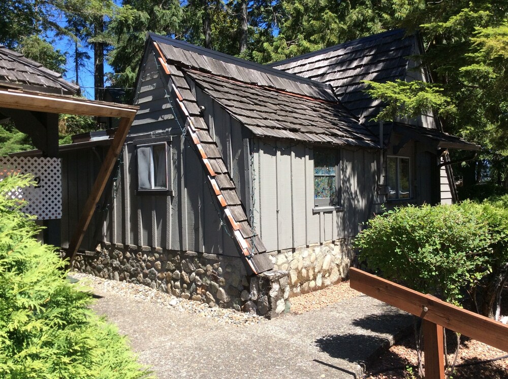 Robin Hood Village Resort - photo 147