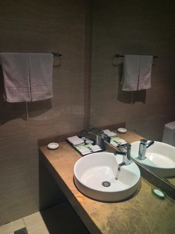 Kunlun International Business Hotel in Renqiu, People's Republic of China