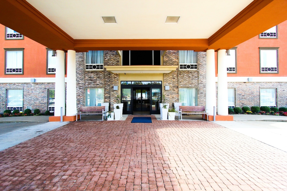 La Quinta Inn & Suites Nacogdoches - photo 24