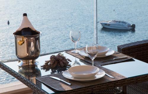 Apartments Lanterna — 4-Star Luxury Hotel in Rogoznica, Croatia