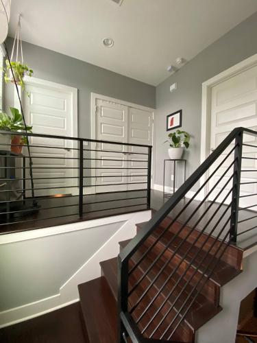 Modern Home In North central Austin - photo 17