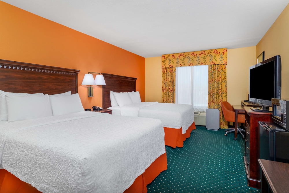 Hampton Inn & Suites Sacramento Elk Grove Laguna I 5 - photo 9