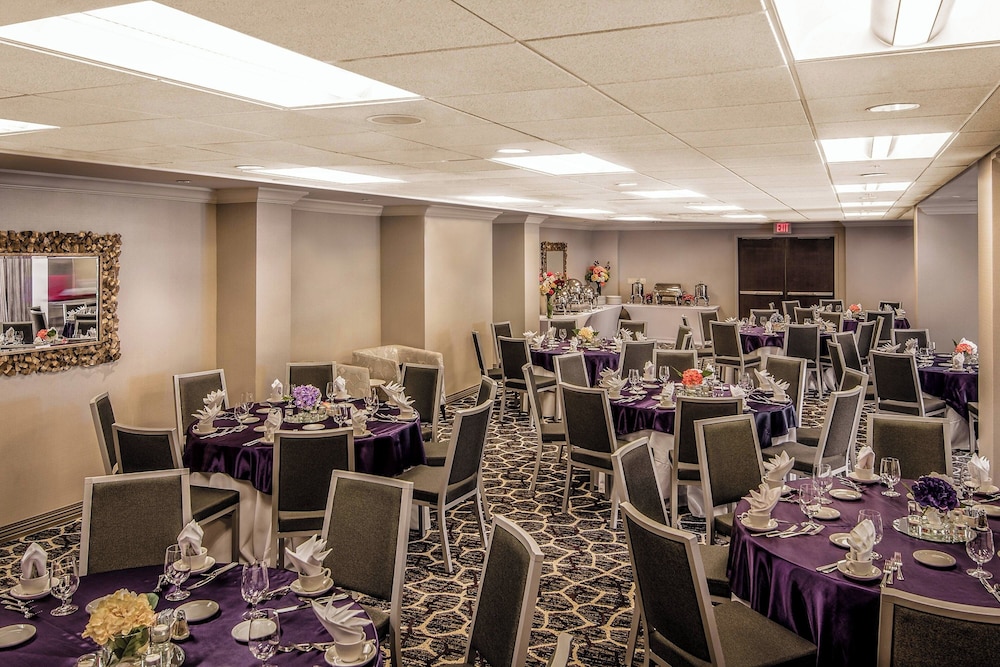 Courtyard by Marriott Bethesda Chevy Chase - photo 31