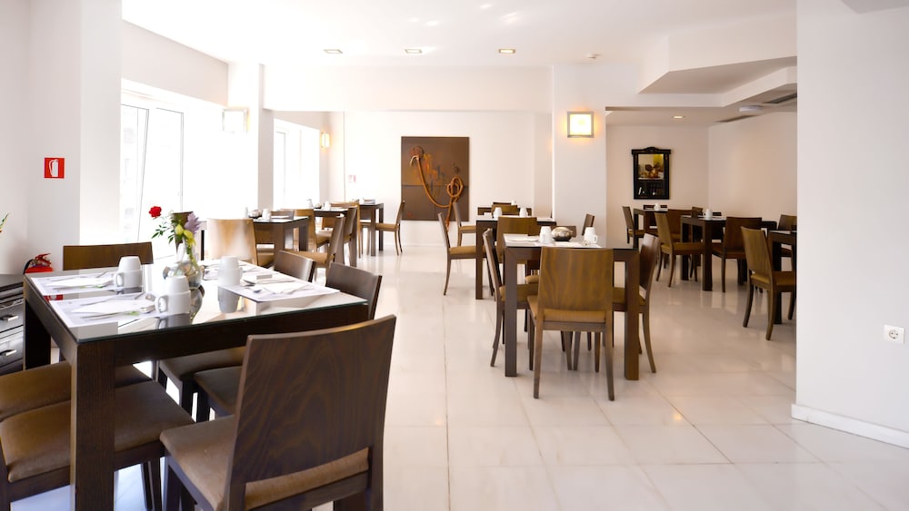 מזון ומשקאות