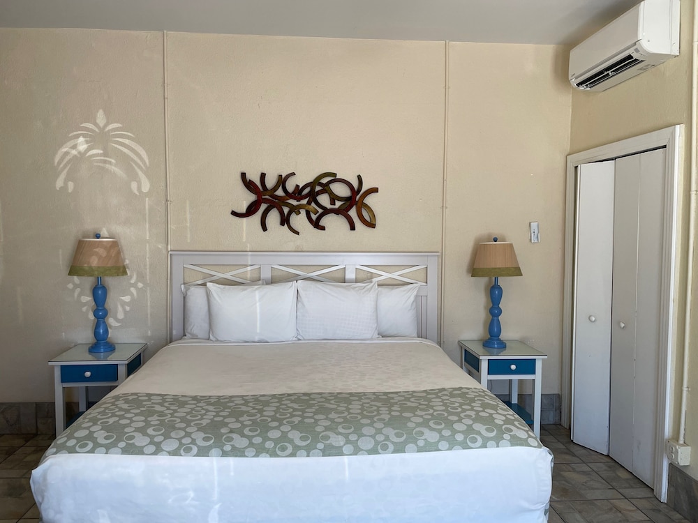 Magic Beach Motel - photo 17