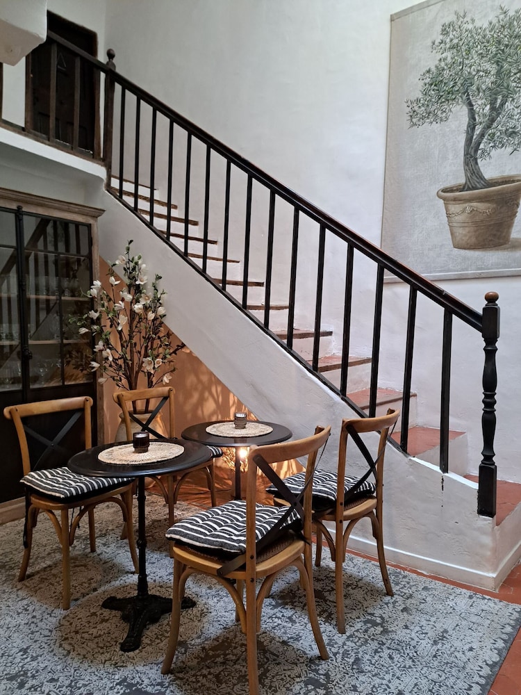 Hôtel Le Patio de Sophie — Sisteron — photo 2