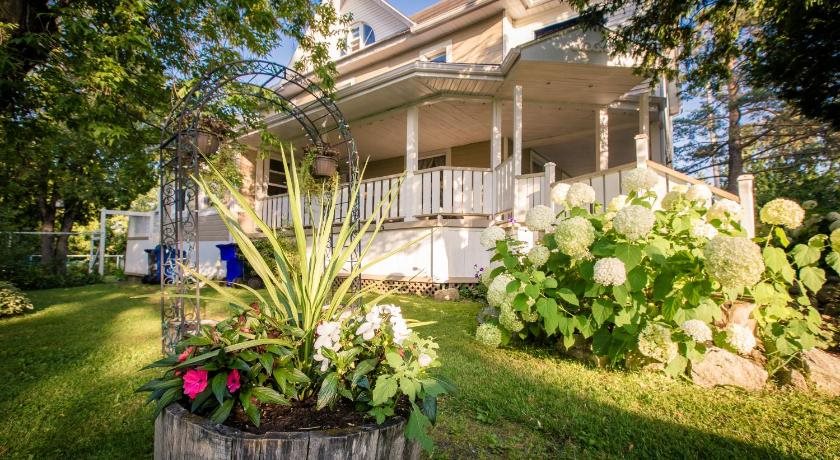 B&B Le Bonheur — 4-Star Luxury Hotel in Sherbrooke, Canada