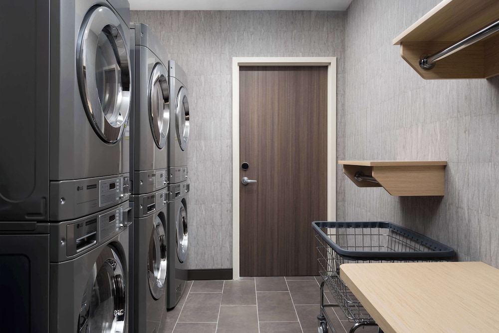 Home2 Suites by Hilton Winter Haven - photo 27