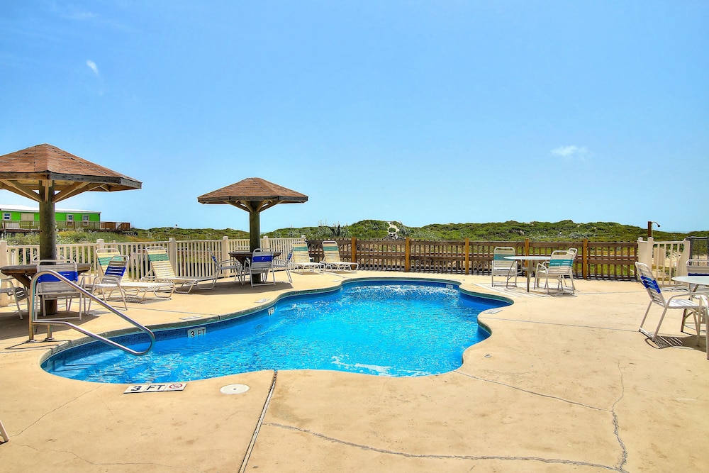 Beachgate CondoSuites & Motel - photo 139