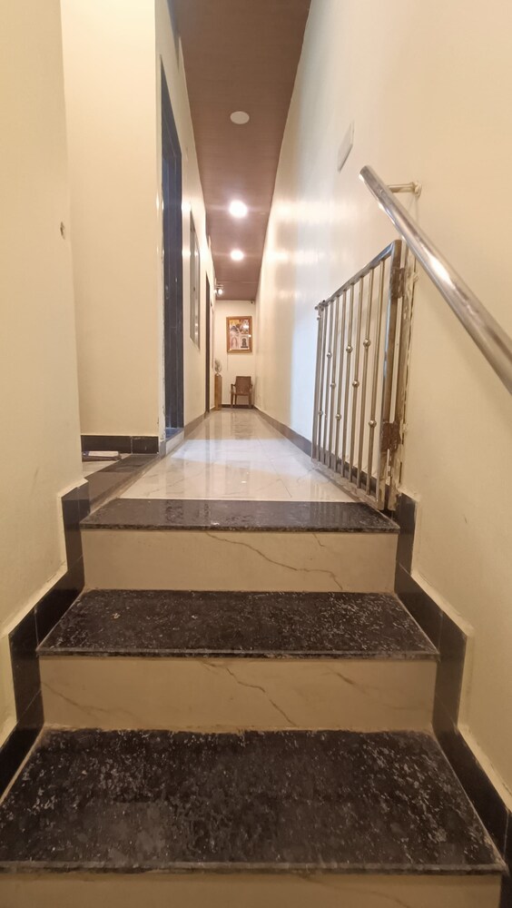 Hotel Nandi Inn - last minute hotel in Ujjain