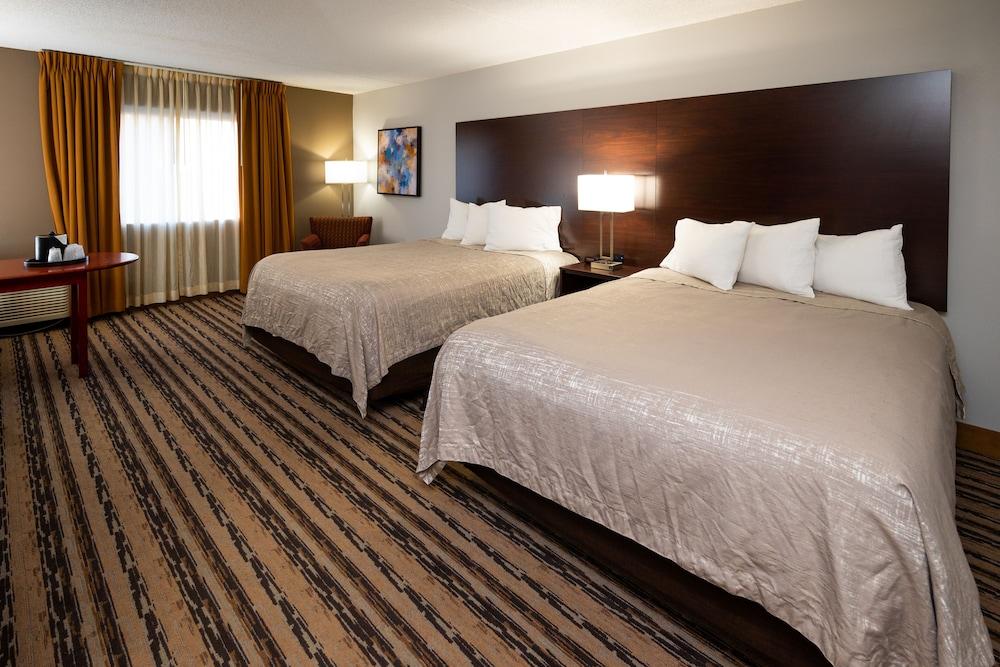 Endeavor Inn & Suites Trademark Collection by Wyndham - photo 7