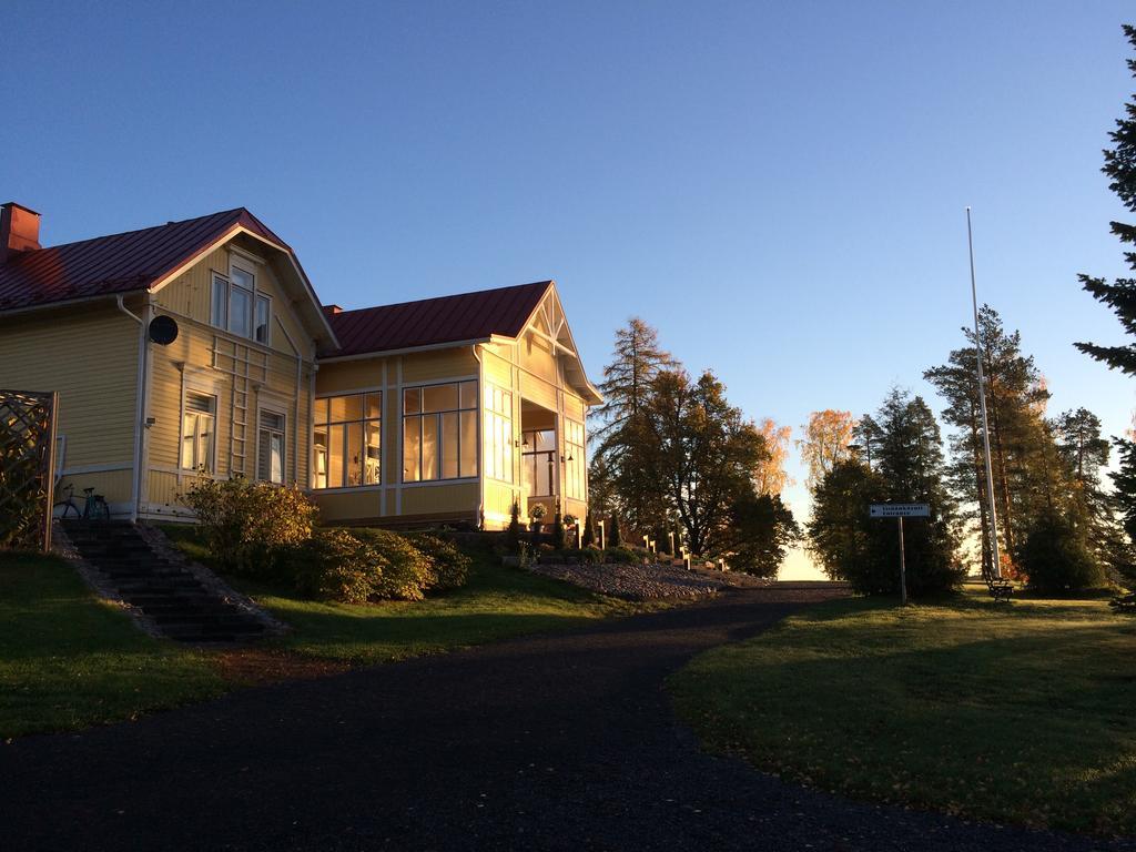 Woikoski Feeling Kirjokiven Kartano — hotel in Kouvola