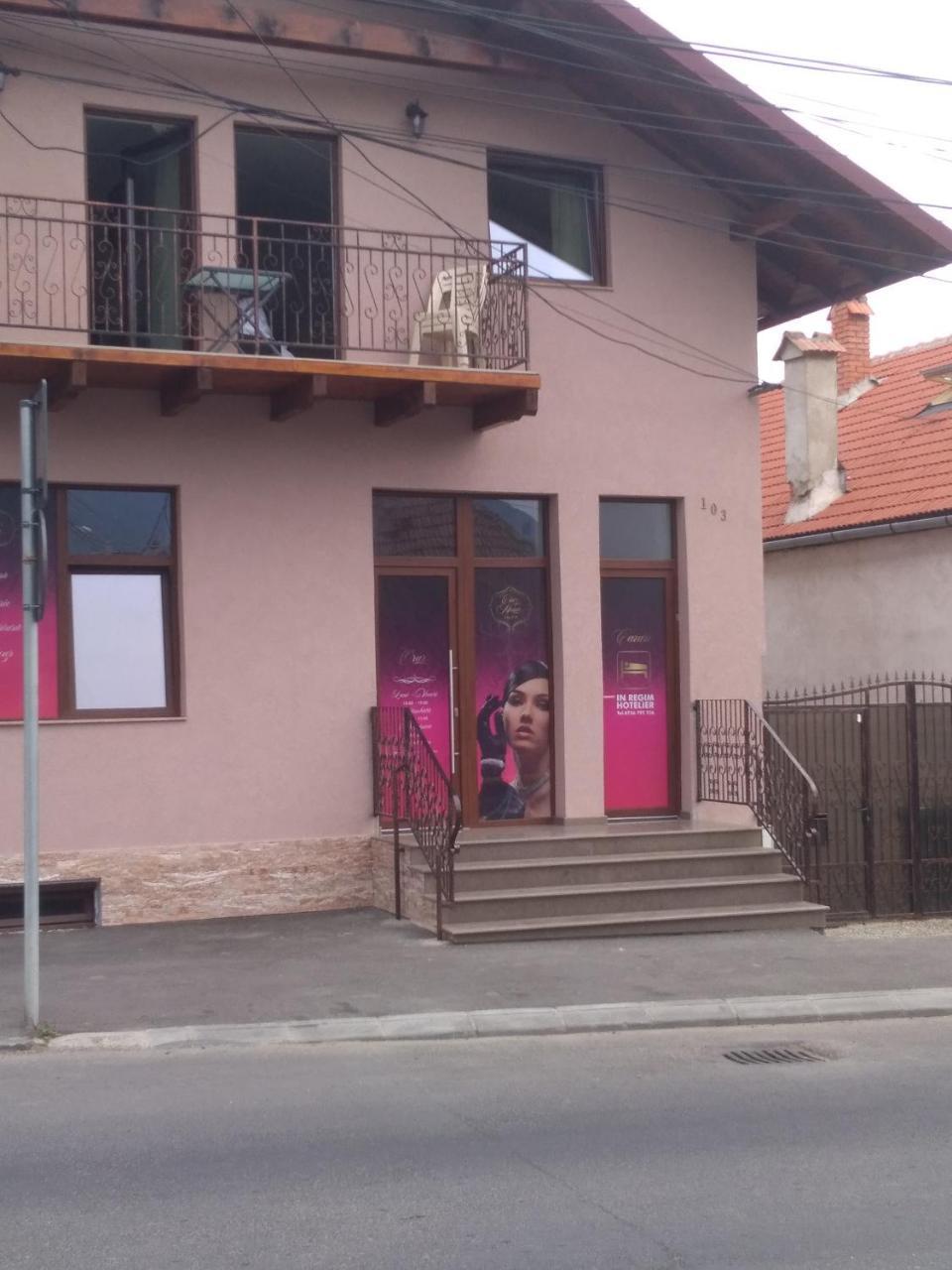 Cazare Regim Hotelier Zarnesti in Zarnesti, Romania