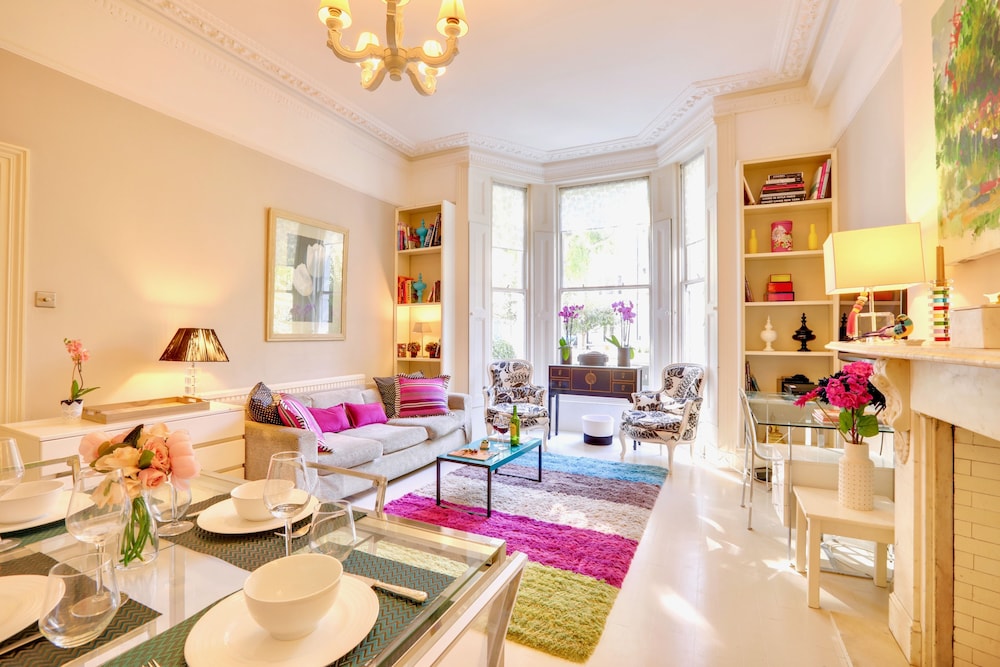 Stylish Kensington Living — 4-Star Luxury Hotel in London, United Kingdom