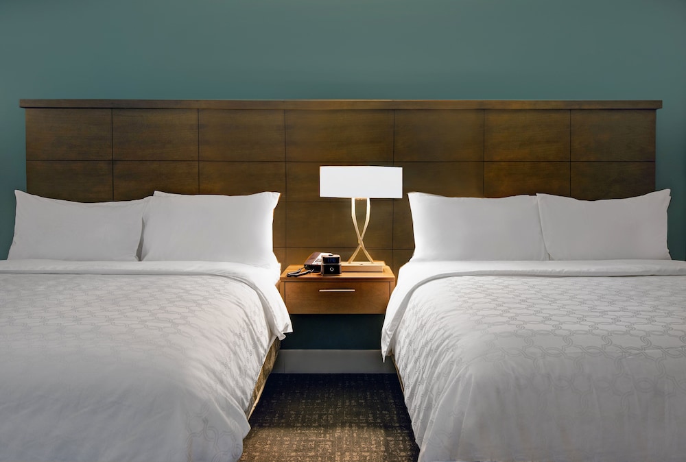 Staybridge Suites Sterling Heights Detroit by IHG - photo 8