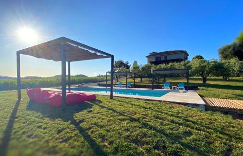 Agriturismo Casafaro Petritoli — 4-Star Luxury Hotel in Petritoli, Italy