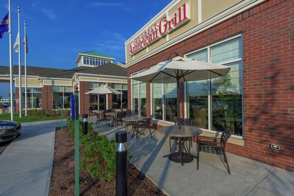 Hilton Garden Inn Devens Common - photo 43
