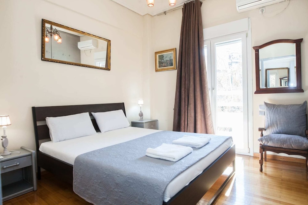 Amazing apartment at Exarcheia — 4-Star Luxury Hotel in Athens, Greece
