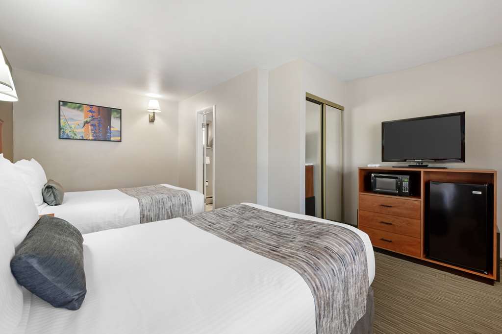 Best Western Ptarmigan Lodge - photo 10