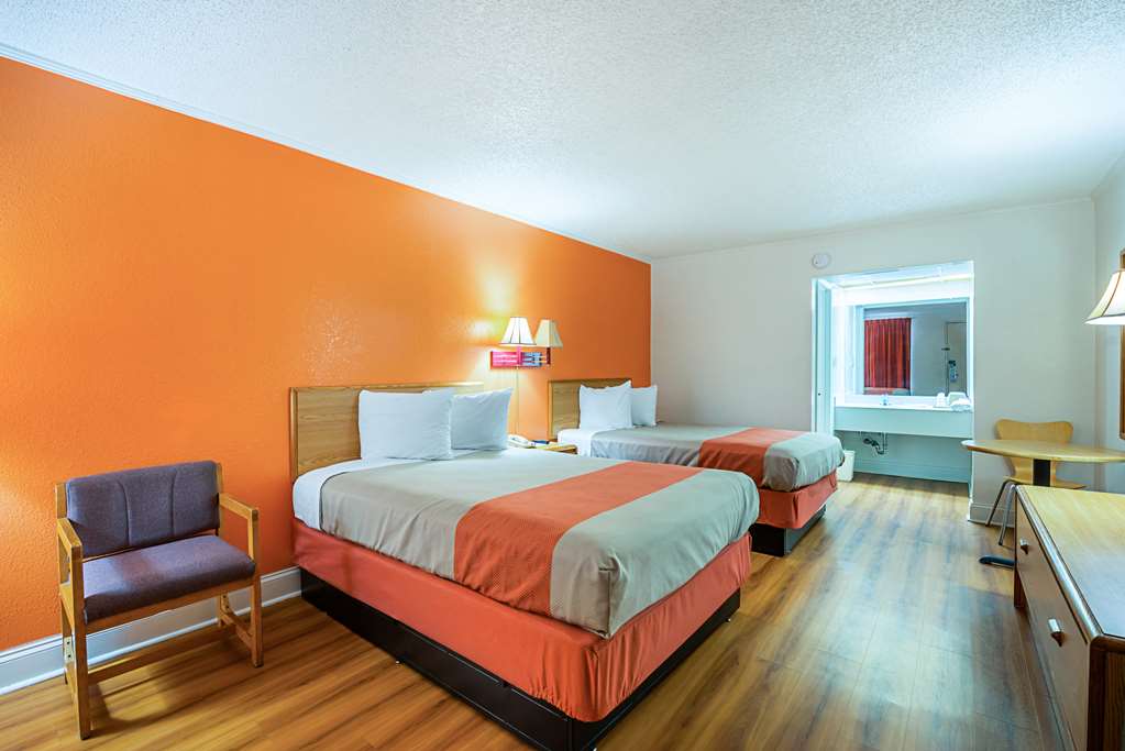 Motel 6 Perry GA - photo 19