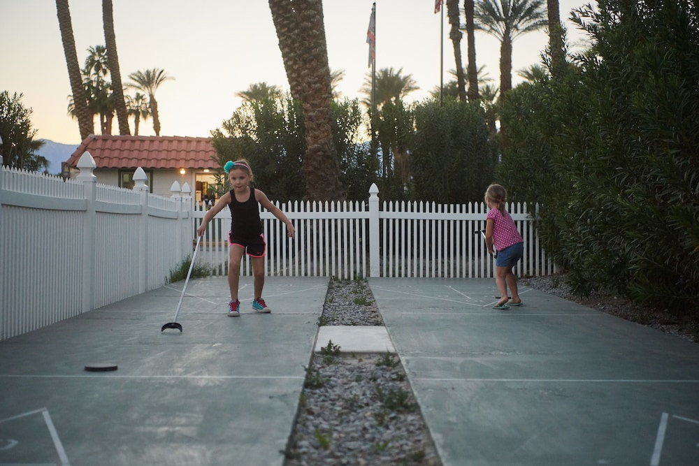 Palm Springs RV Resort - photo 28