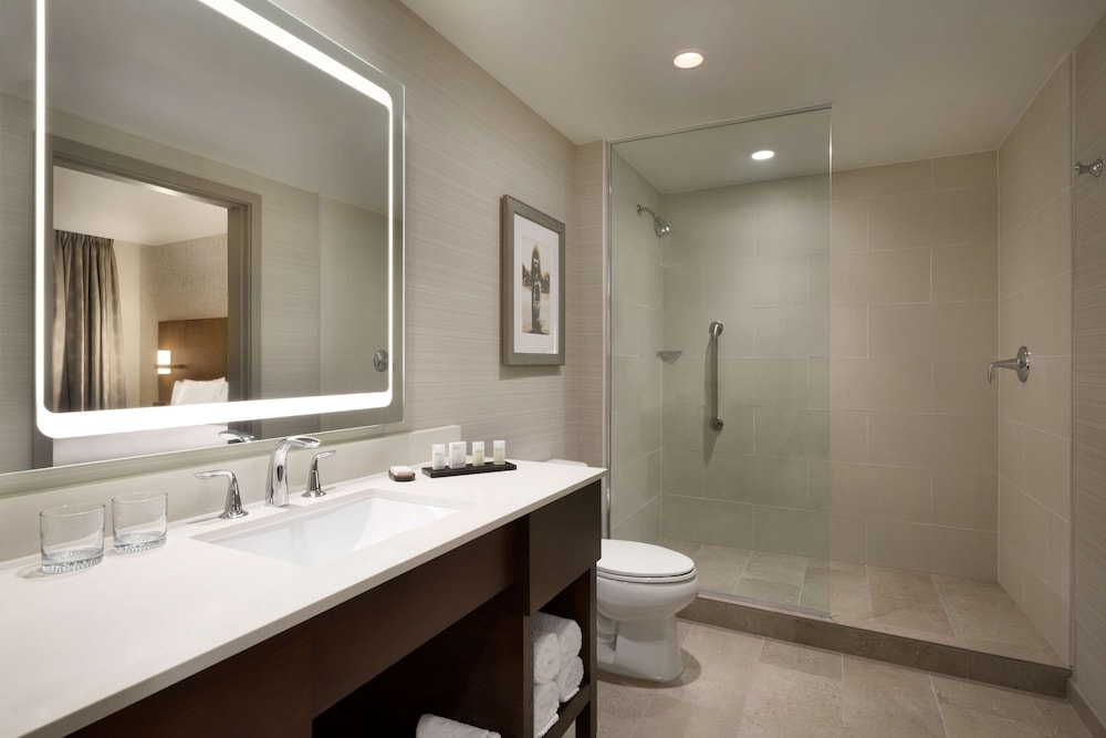 Embassy Suites By Hilton Oahu Kapolei - photo 31