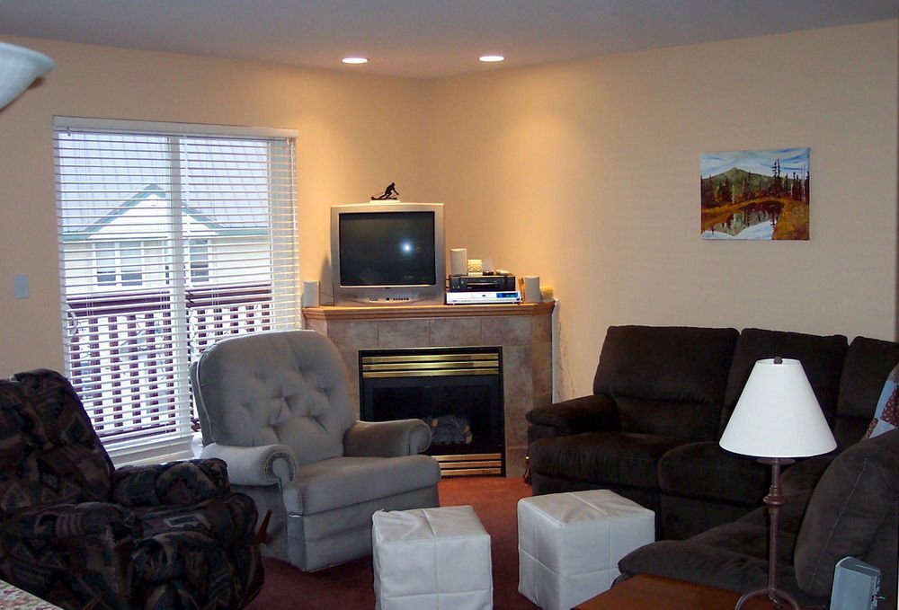 Park View Place - carbon neutral hotel in Courtenay