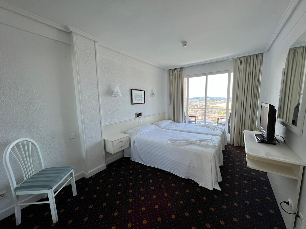 Hotel Miramar Laredo in Laredo, Spain