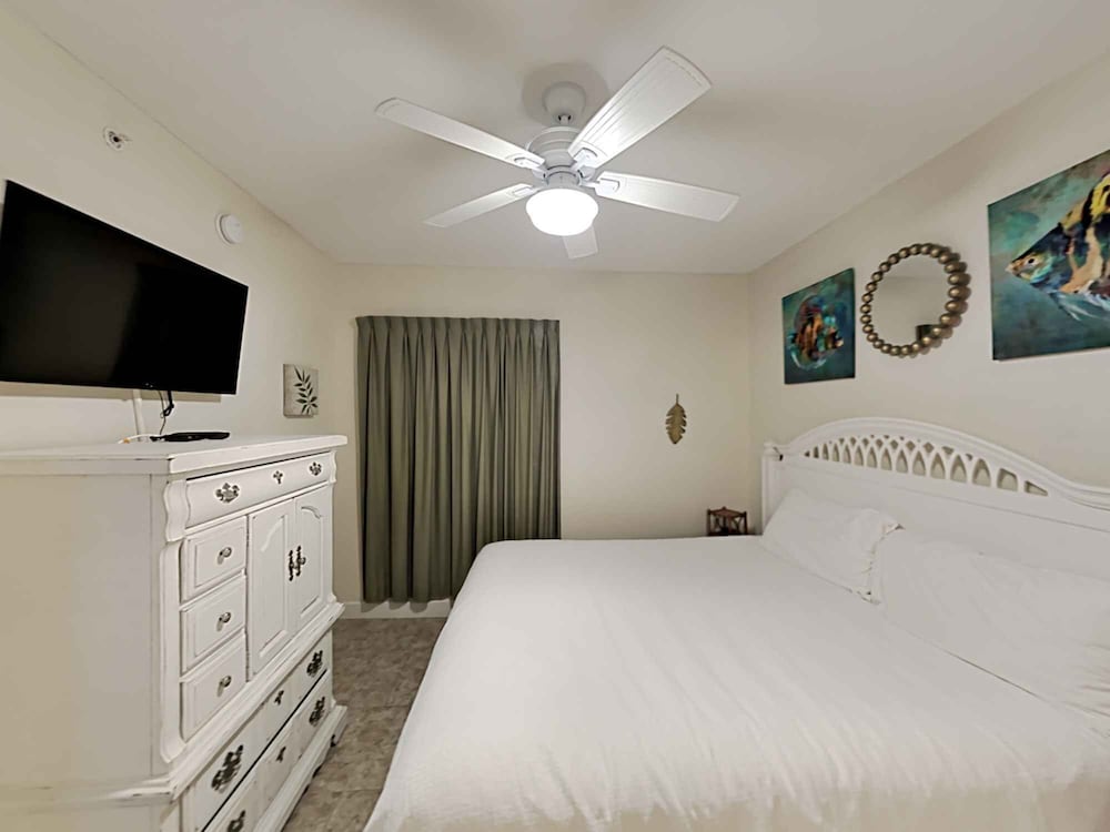 Tidewater Beach Resort by Resort Collection - photo 5