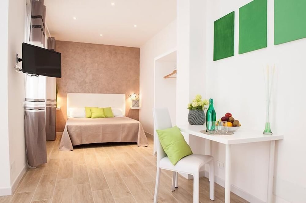 Domus Casaletto — 4-Star Luxury Hotel in Rome, Italy