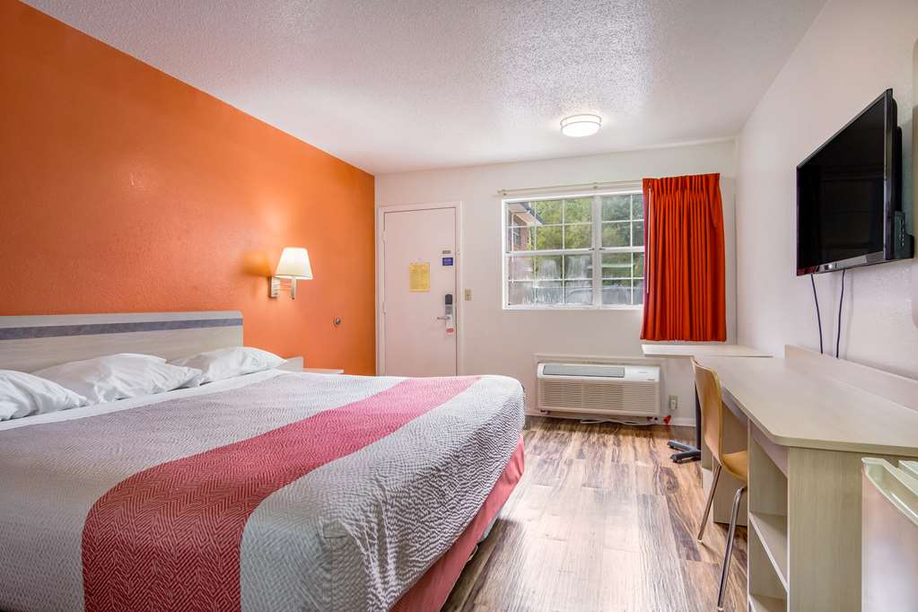 Motel 6 East Ridge TN - photo 10