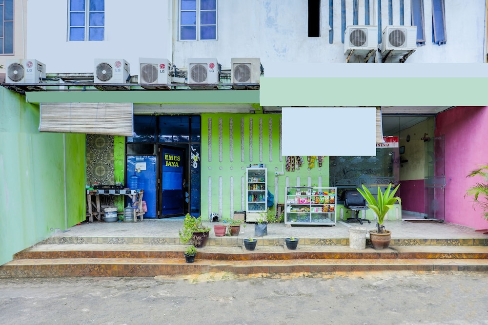 Hotel O Emes Jaya Homestaynearsamsung Electronic Indonesia Pt — Batam
