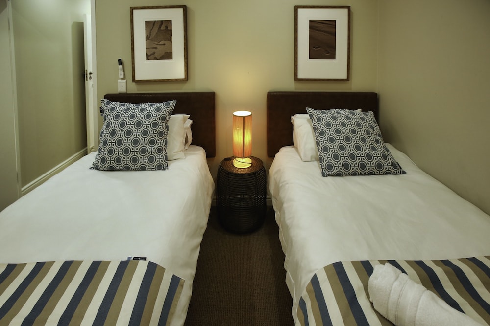 Ellefsen Golf Suite 137 Langebaan 4 Sleeper — 4-Star Luxury Hotel in None, South Africa