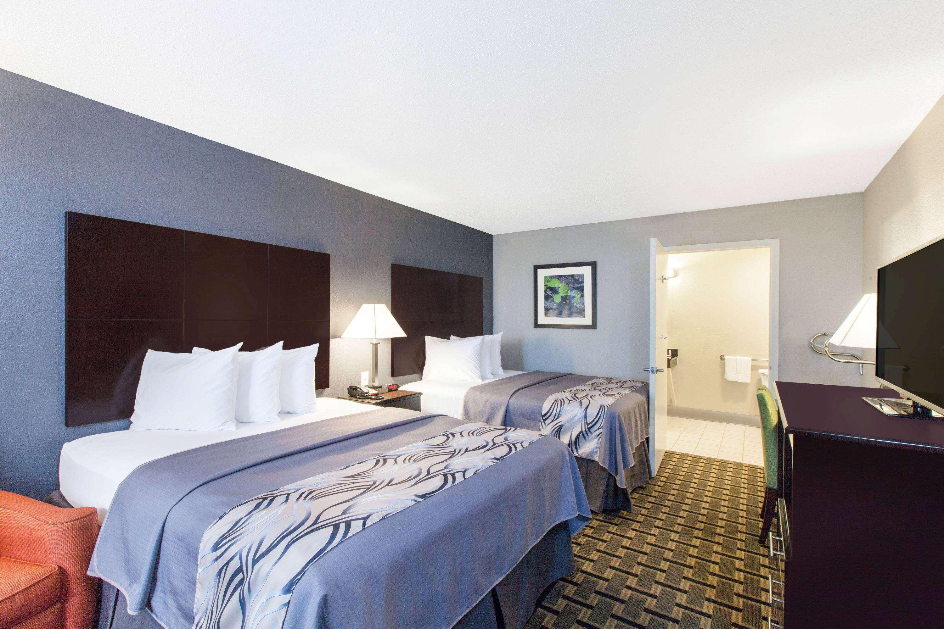 Days Inn by Wyndham Ennis - photo 15