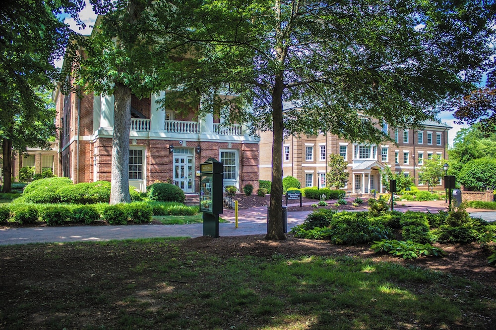 Holiday Inn Express Hotel & Suites Raleigh SW NC State by IHG - photo 107